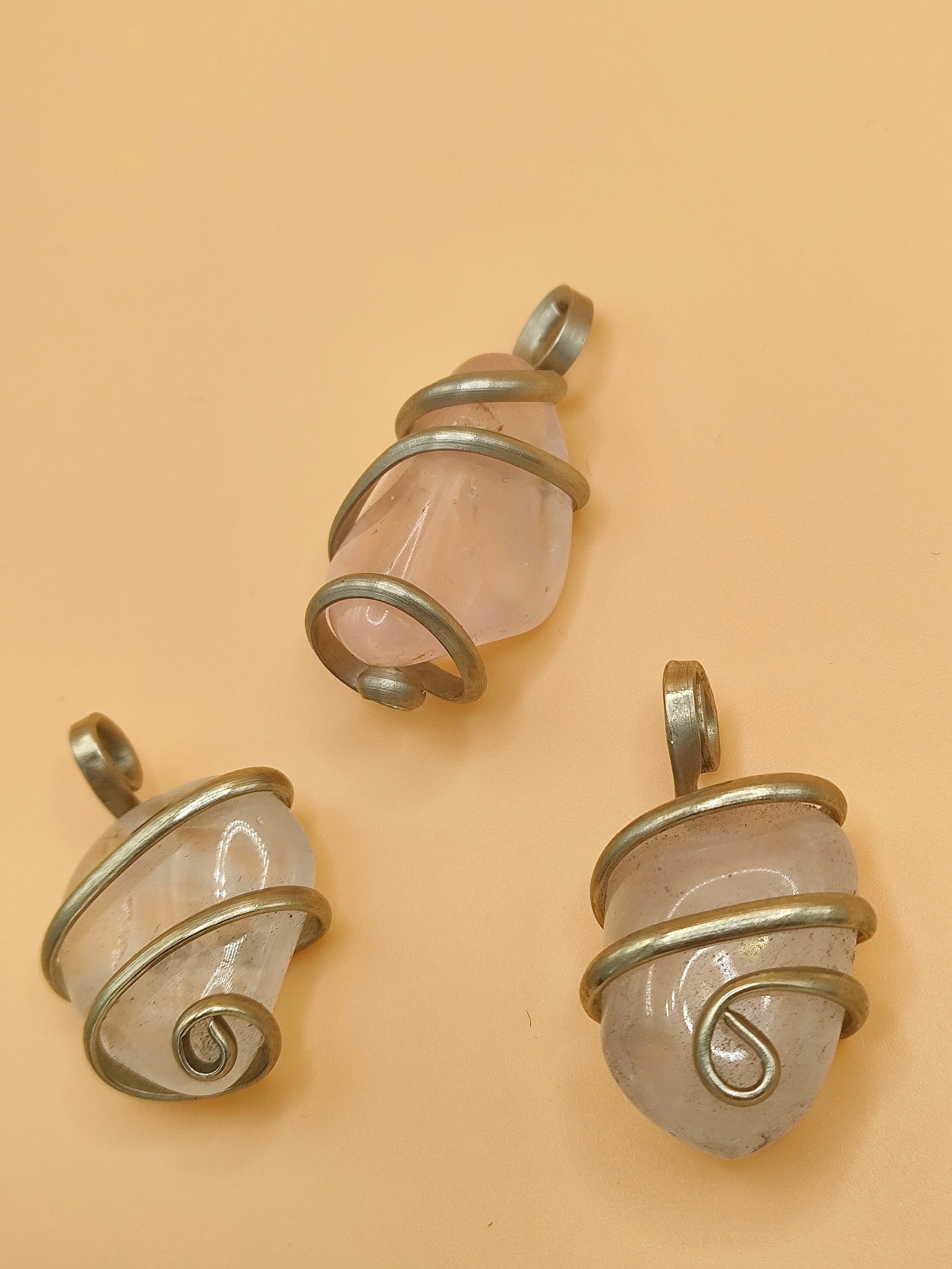 Colgante de Cuarzo Rosa
